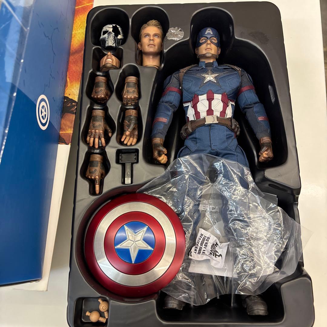 MARVEL CIVIL WAR キャプテン・アメリカ フィギュア　ホットトイズ