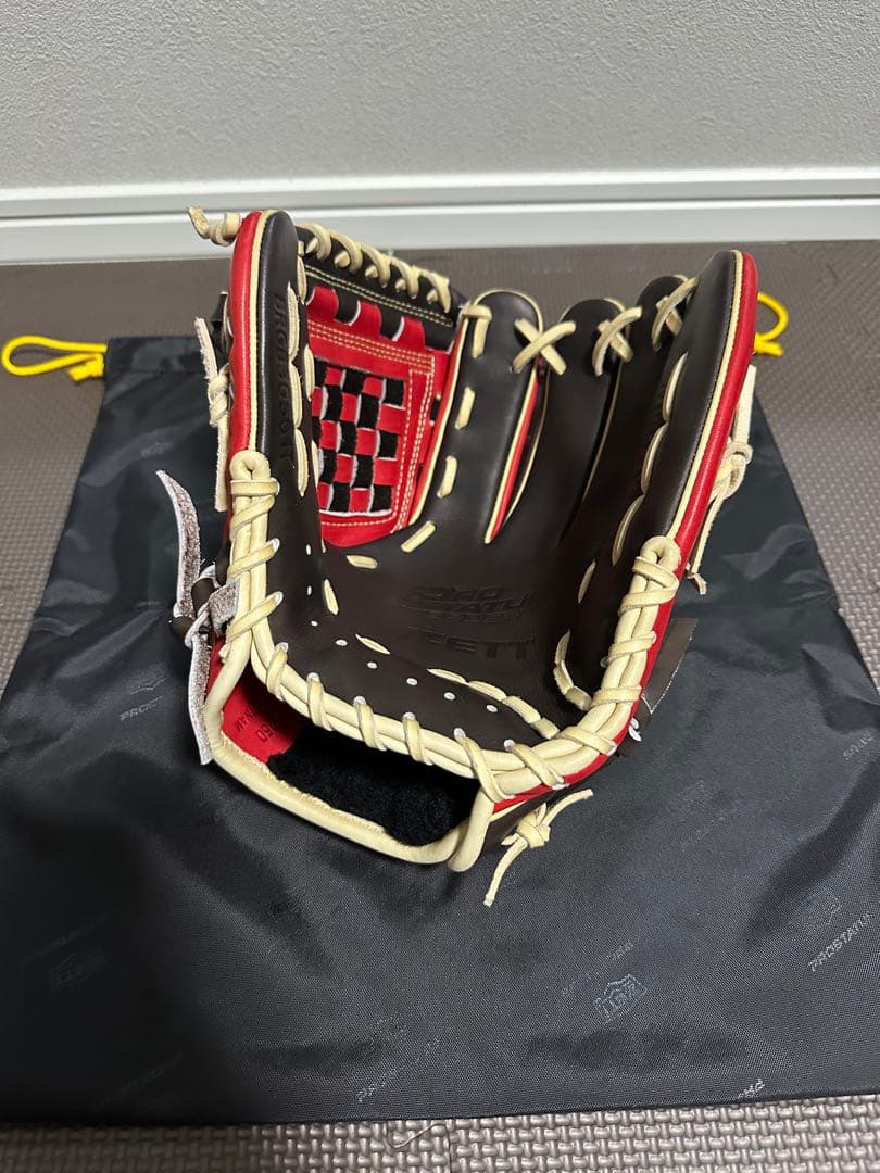 最終値下げです！ ZETT 軟式 内野手用グローブ