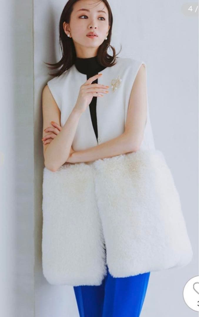 CELFORD セルフォード ☆2024完売裾ファーロングジレ 黒　未使用