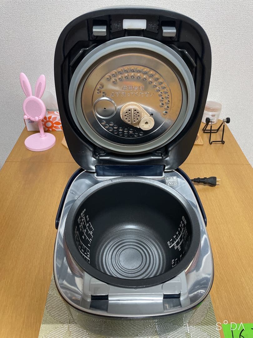 ★★TOSHIBA RC-10VSN　真空圧力かまど炊き　5.5合 動作保証