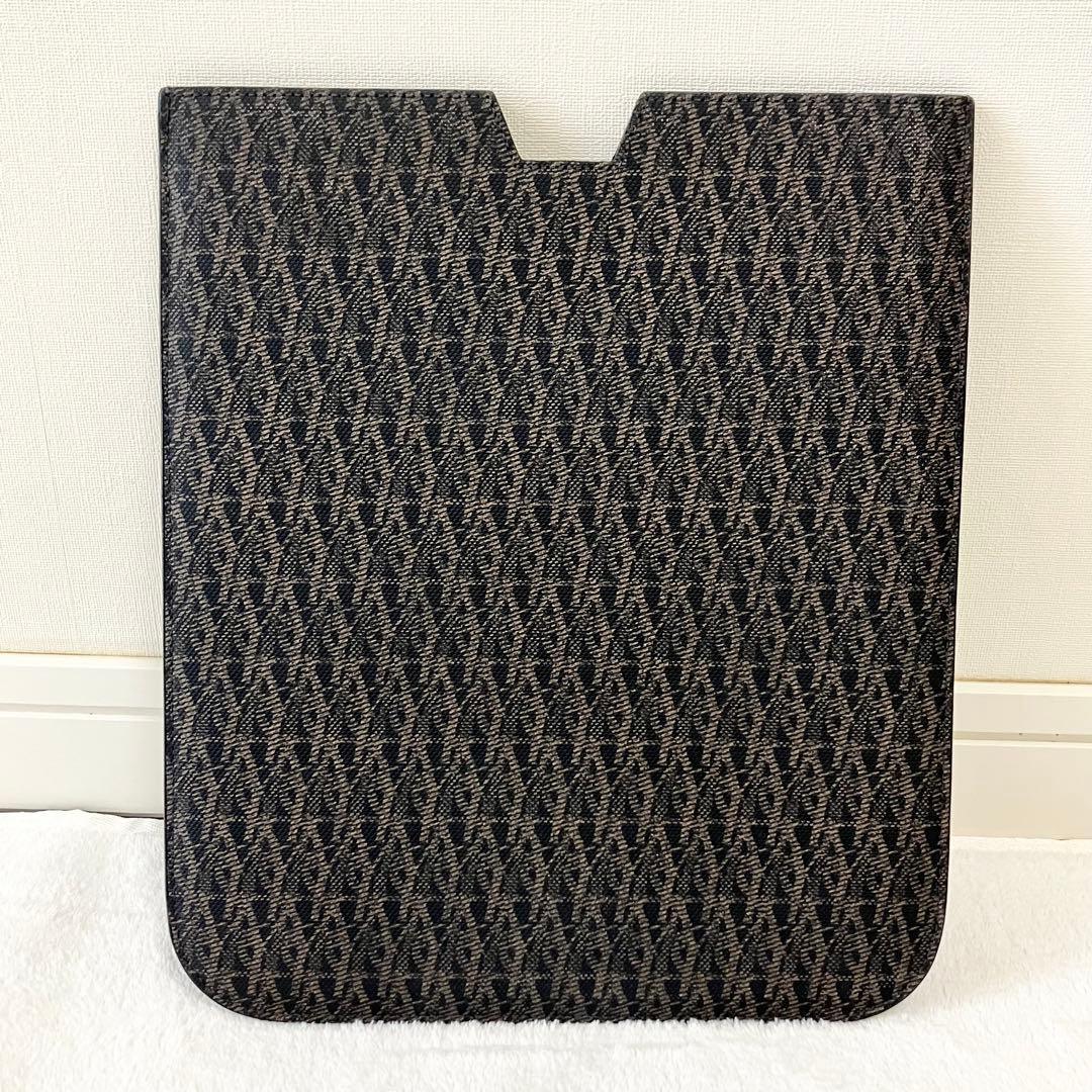 ★美品★サンローラン　タブレットケース　iPadケース　総柄　トワルモノグラム