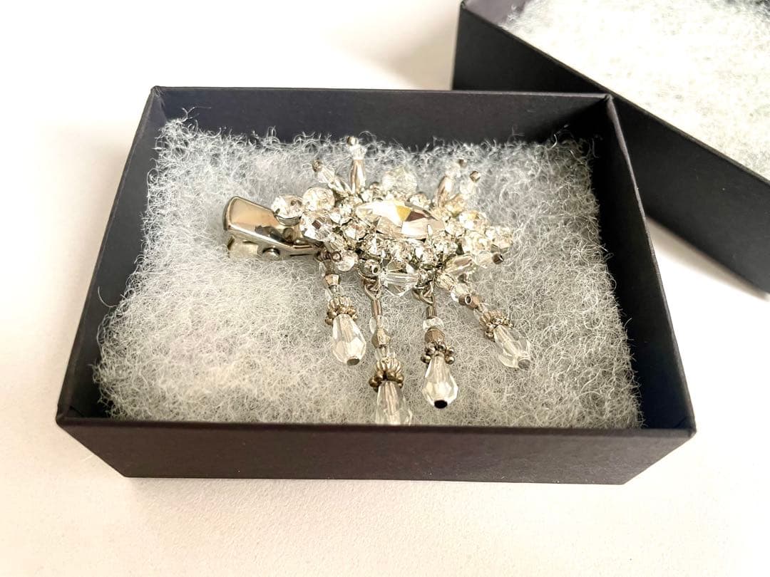 Tanaka Daisuke / crystal hair clip 左用