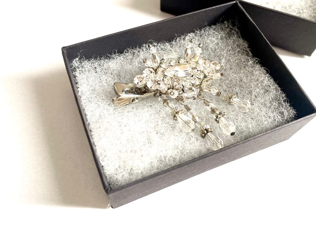 Tanaka Daisuke / crystal hair clip 左用