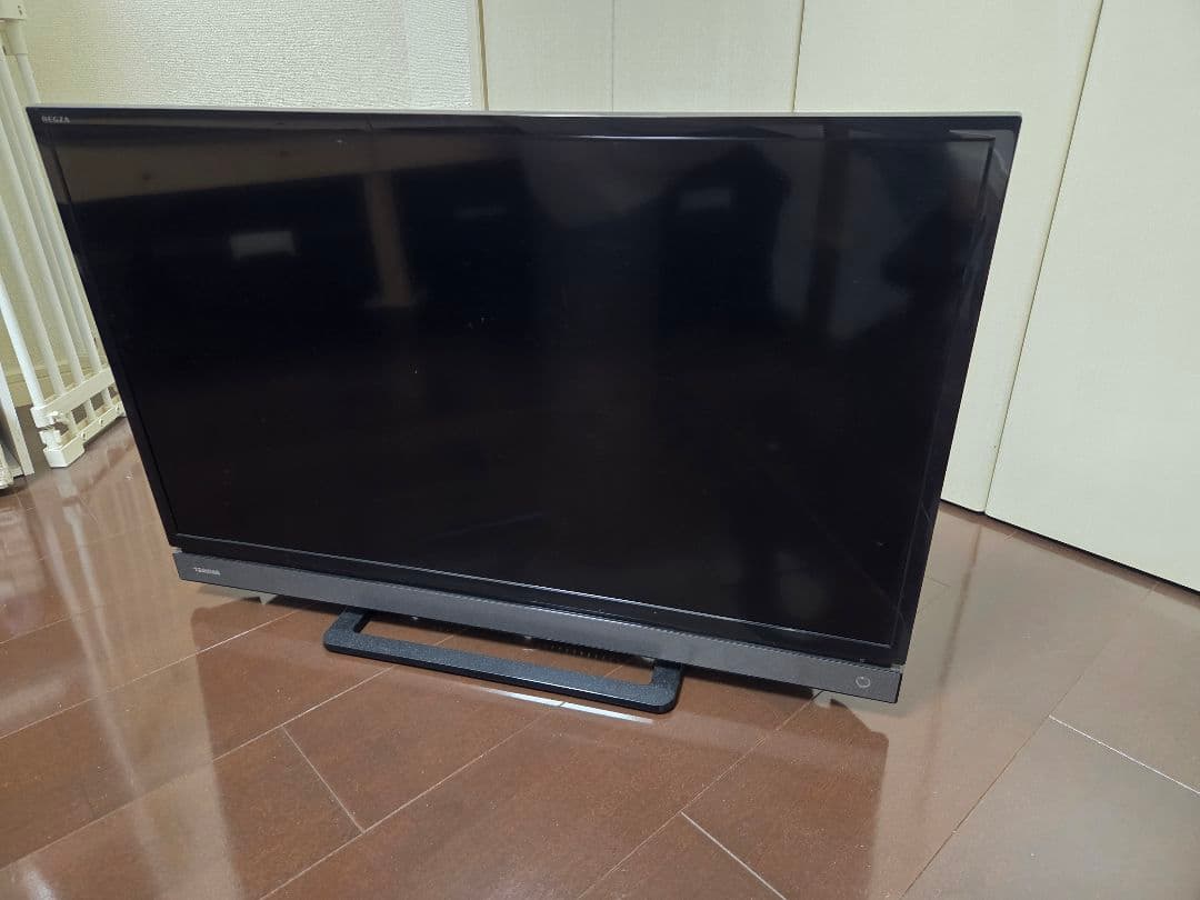 東芝 REGZA 32型 液晶テレビ 32V31 W録画対応