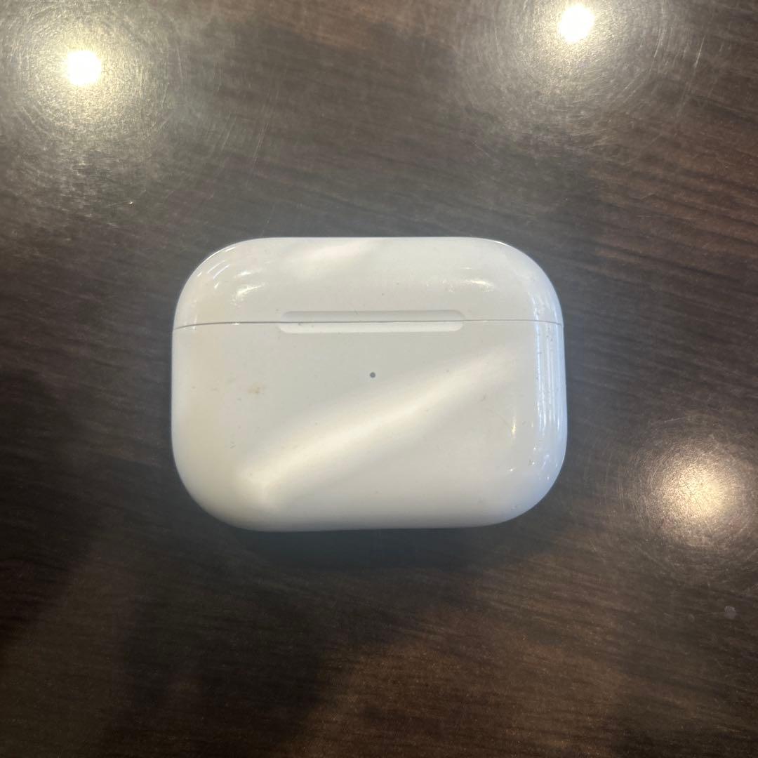 AirPods本体 ホワイト ケース付き