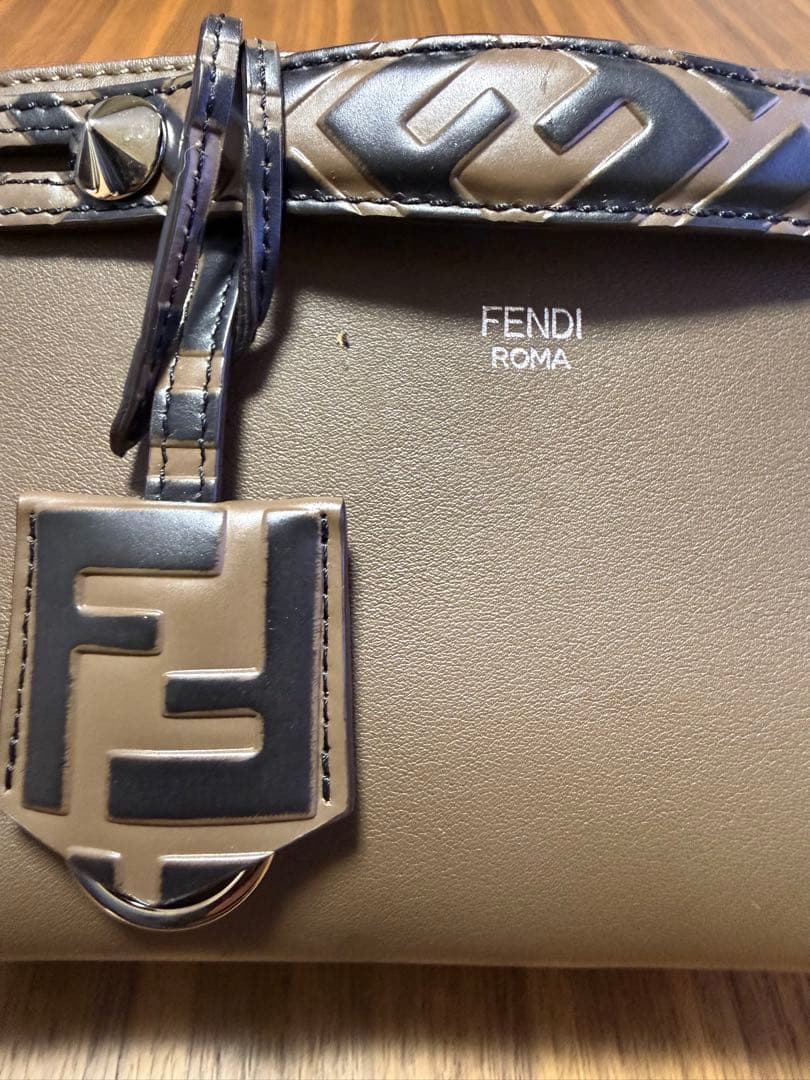 FENDI ショルダーバッグ
