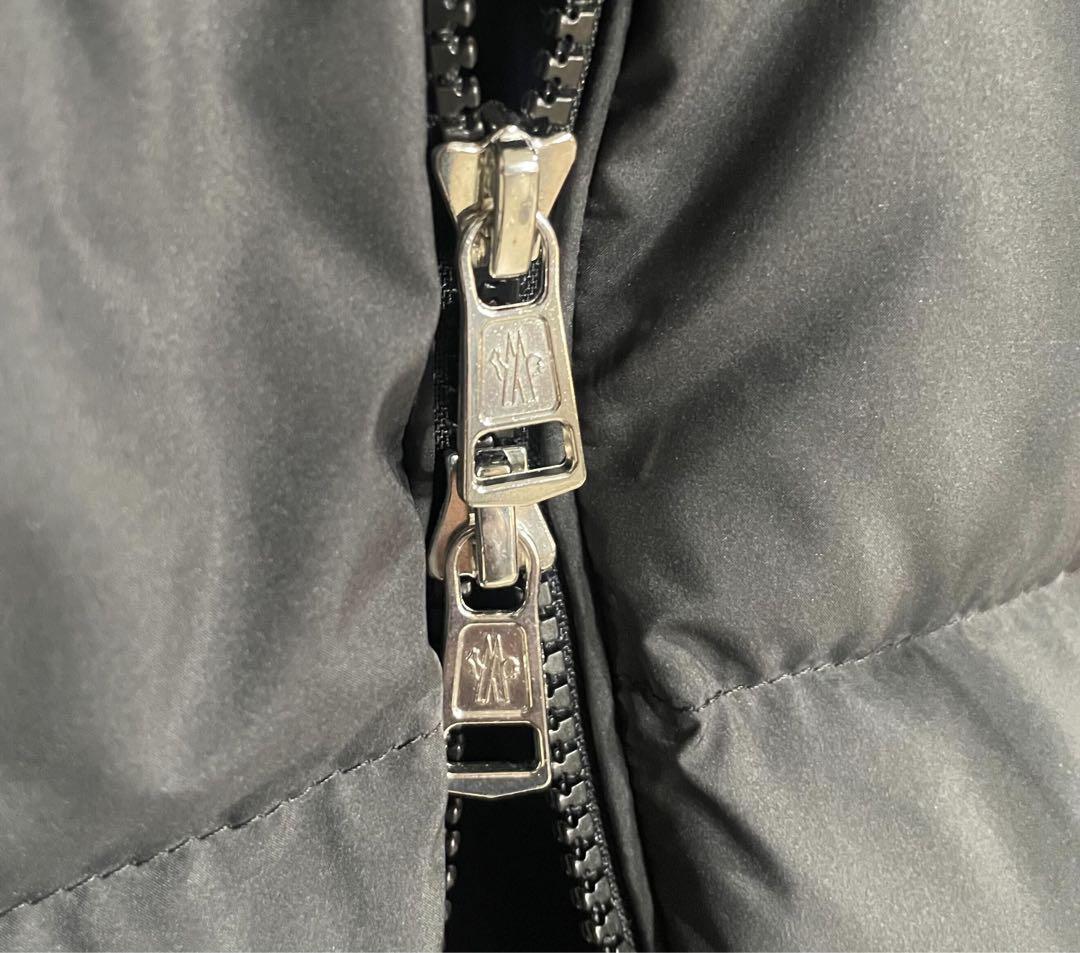 ［極美品］モンクレール　ダウンジャケット　カーデーレ　ブラック