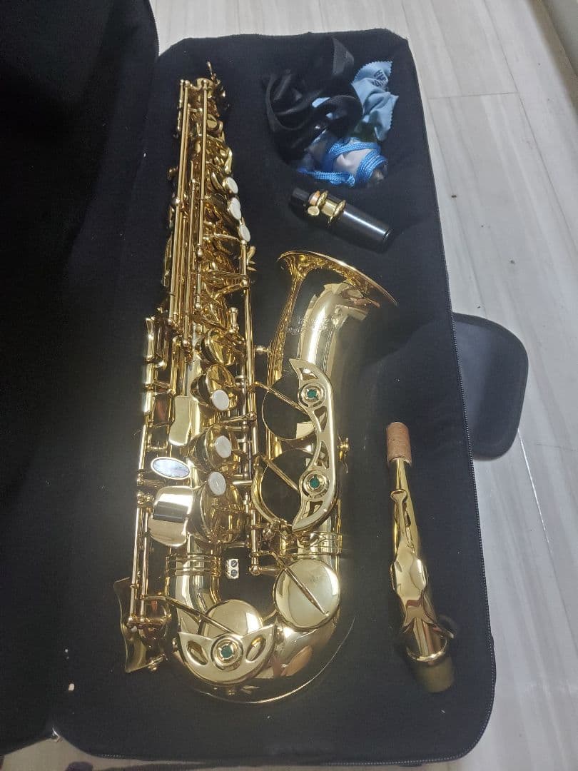 valente　アルトサックス