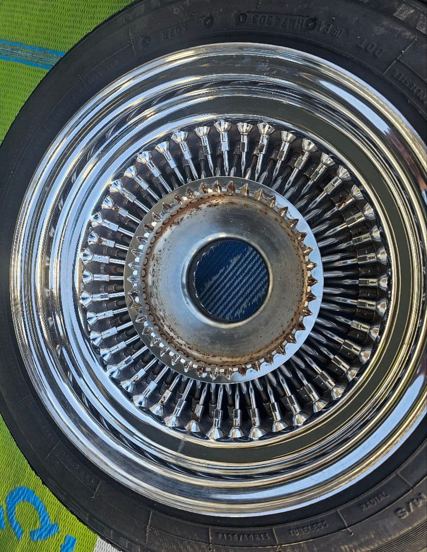 ワイヤホイール13インチタイヤ付き2本セツトキャデラック ローライダー インパラ