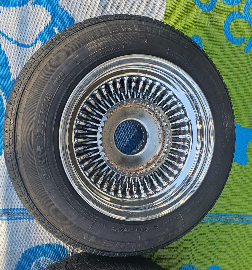 ワイヤホイール13インチタイヤ付き2本セツトキャデラック ローライダー インパラ