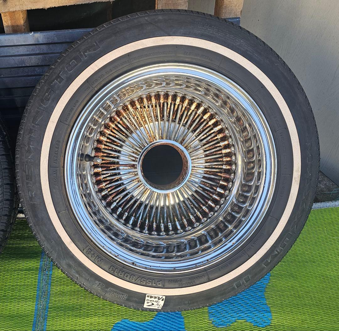 ワイヤホイール13インチタイヤ付き2本セツトキャデラック ローライダー インパラ