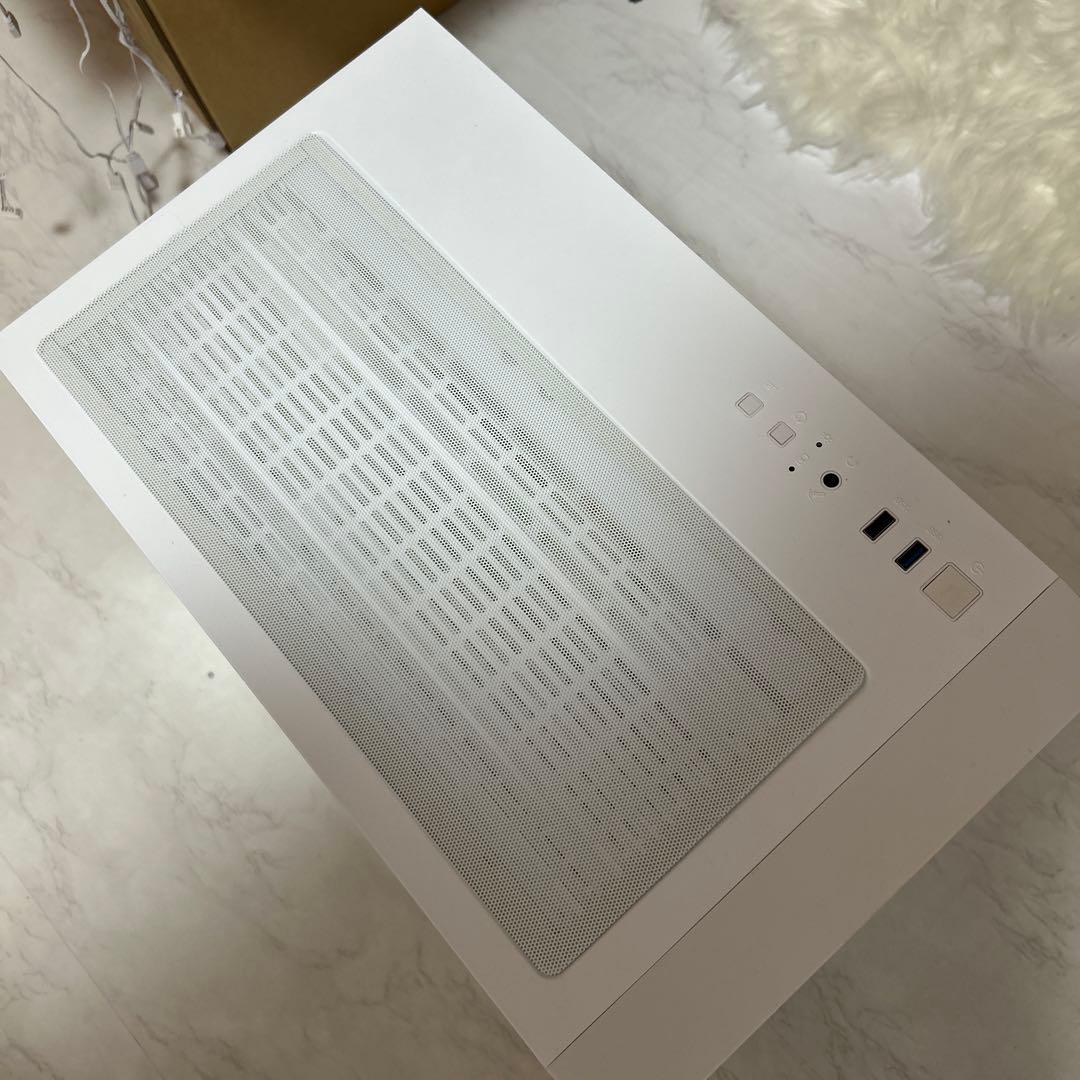 ネ*阪様 AsiaHorse Micro ATX PCケース ミドルタワー　白