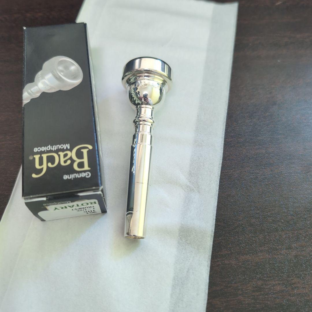 Bach 1 1/2C R トランペットマウスピース　ロータリー用