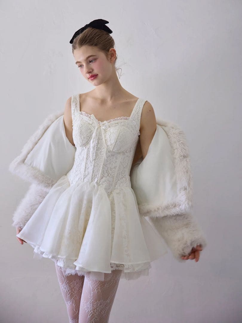 Treat Ürself 完売ドレス 新品未使用 タグ付き　おまけ付き