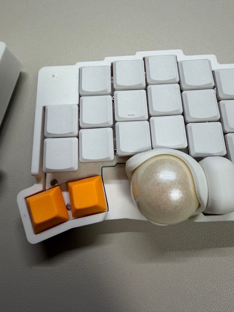 【Roba】分割キーボード　無線　キーキャップ付き