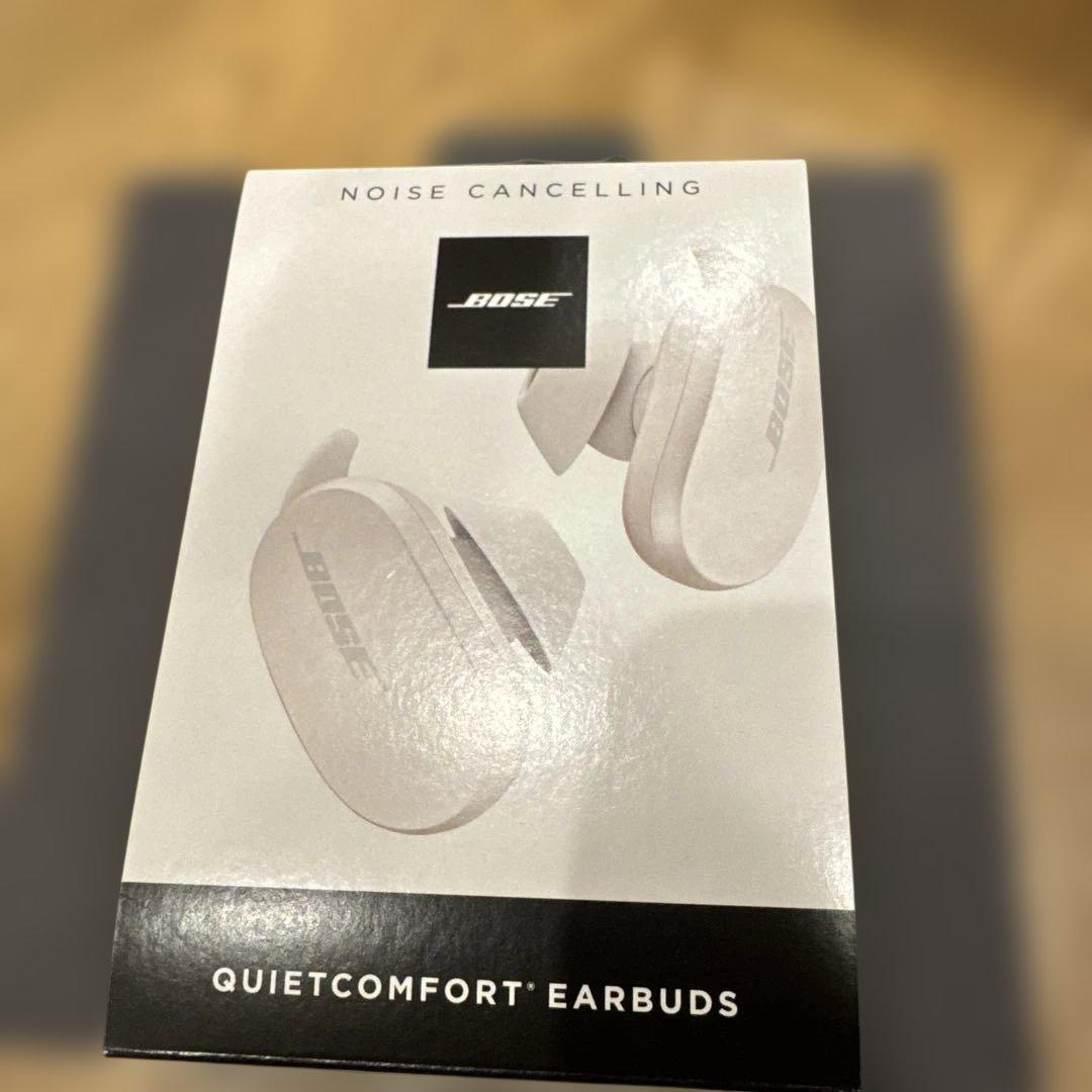 BOSE QuietComfort Earbuds ホワイト 充電ケース、箱付き