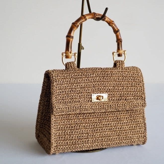 BEYOND THE REEF B Kelly キット ベージュ