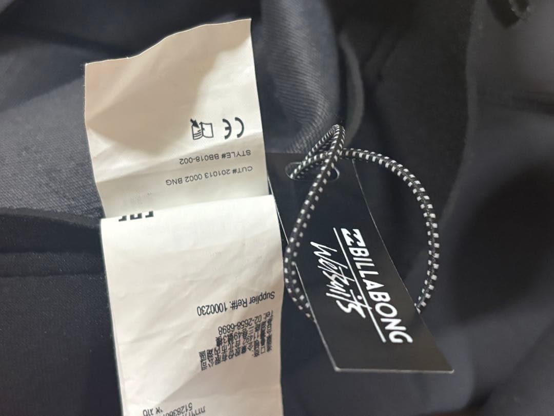 ★送料無料★お洒落　ビラボン　フルスーツ　ウエットスーツ　サーフィン　可愛い