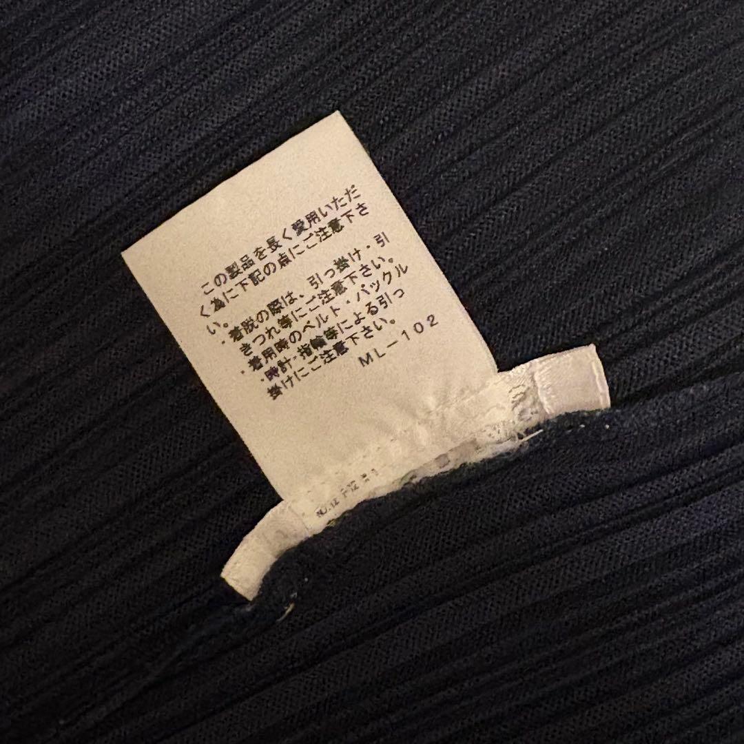 PLEATS PLEASE ISSEY MIYAKE シアー Vネック 半袖