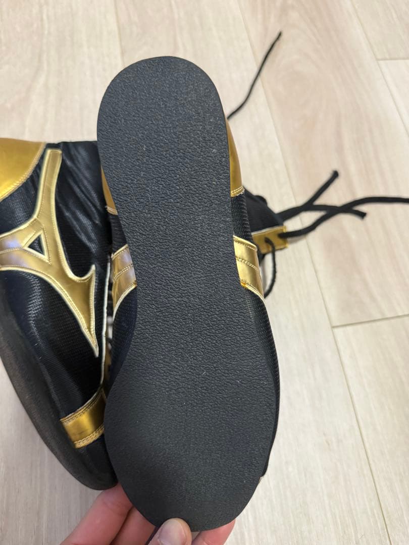 『未使用品』Mizuno ボクシングシューズ ブラック/ゴールド