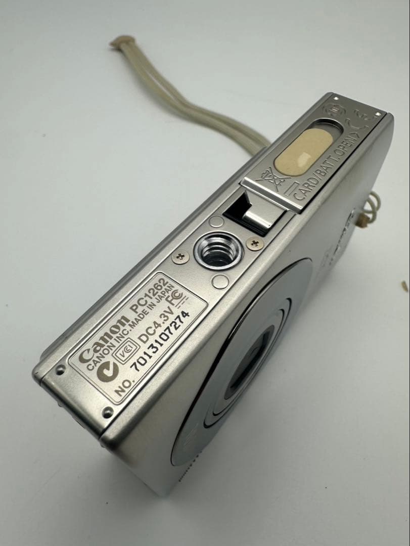 Canon IXY DIGITAL 20 IS キャノン　デジカメ