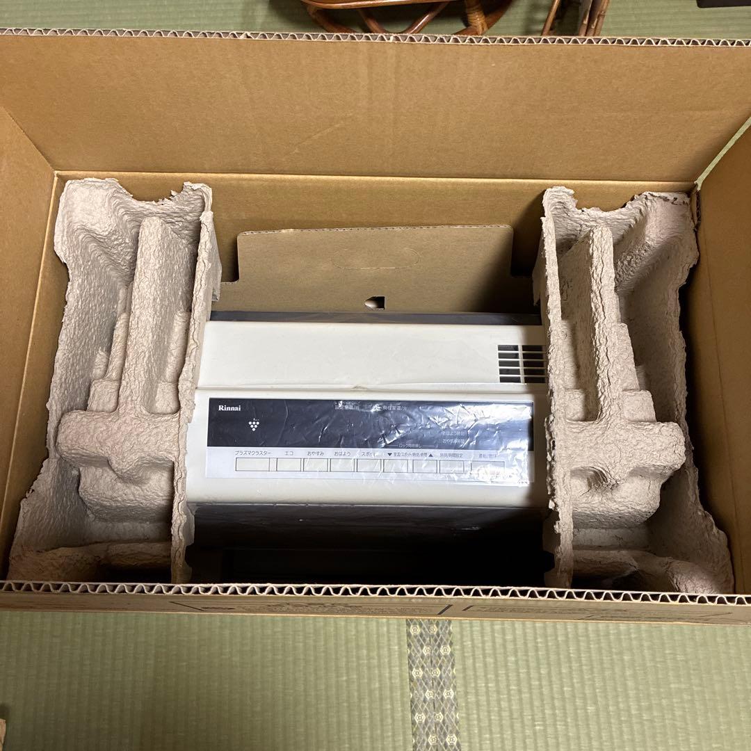 【rrr断捨離中⭐︎様】　Rinnai ファンヒーター RC-N400NIP-CW