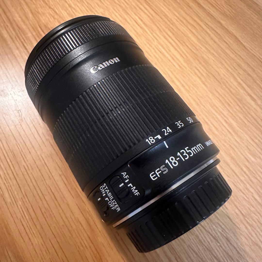 Canon EF-S 18-135mm f3.5-5.6 is レンズ ズーム