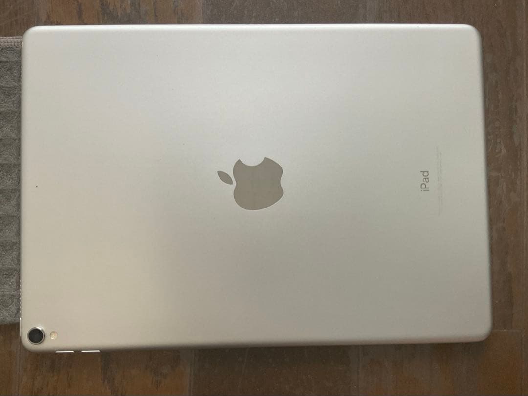 iPad Pro 10.5 Wi-Fiモデル MQDW2J/A