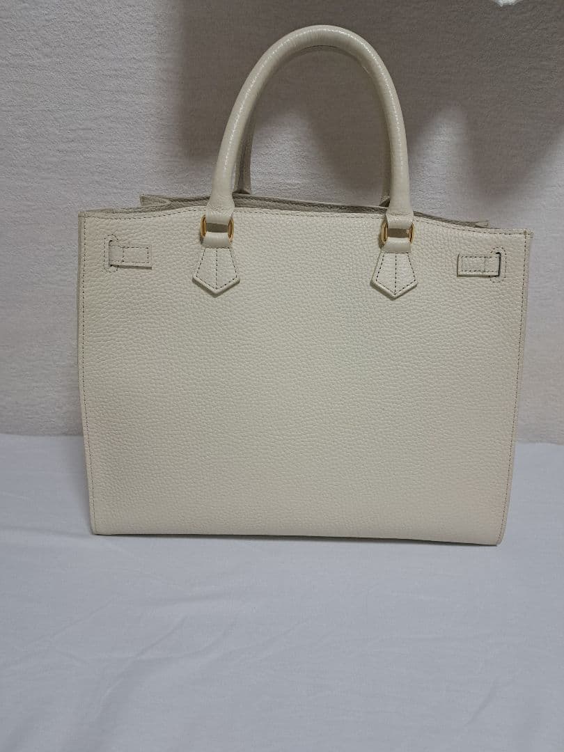 ADMJ アクセソワ バッグ オフホワイト レア コンクルージョン