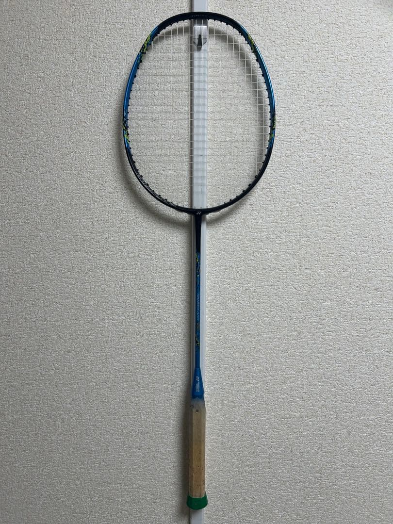 ヨネックスナノフレア700