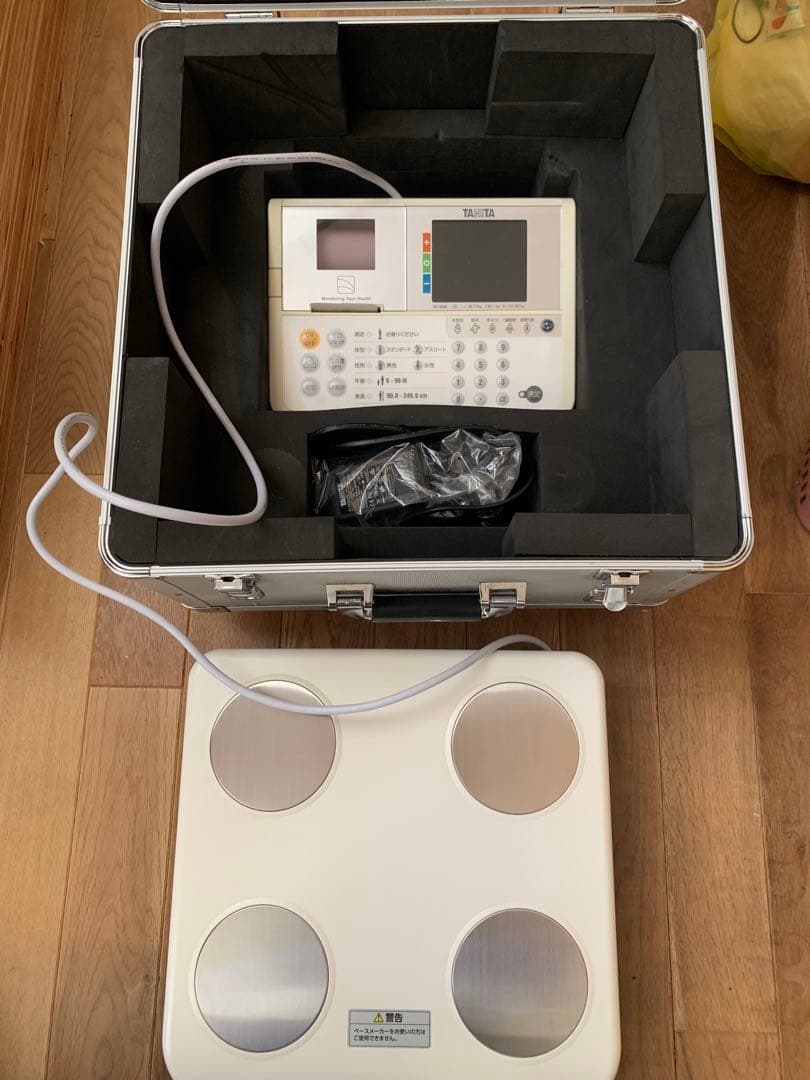 TANITA DC430-A 体組成計 本体・付属品・専用ケース付　半額以下❗️