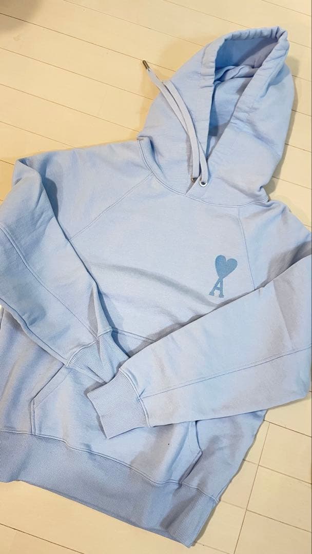 AMI DE COEUR アミパリス　新品未使パーカー ライトブルー　S