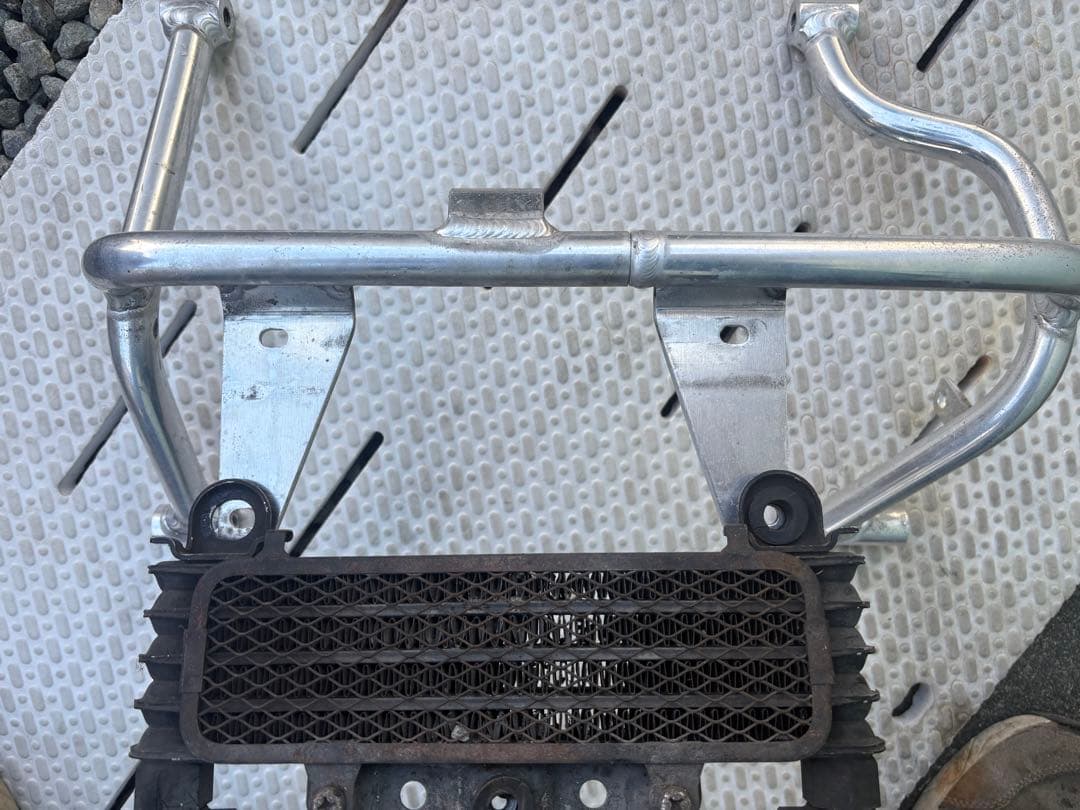 GPZ900R アクティブ　ラジエターステー