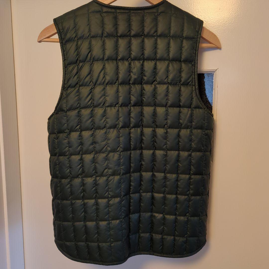 【patagonia】used パタゴニア　リバーシブルベスト　XS size