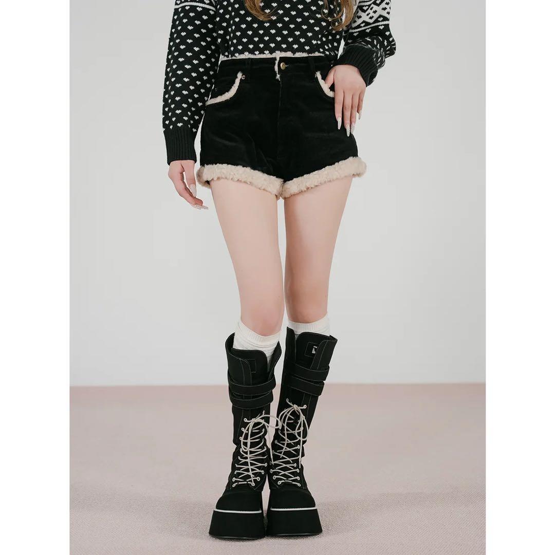 新品タグ付 ダーリッチ ブラック S ポイントボアコーデュロイショートパンツ