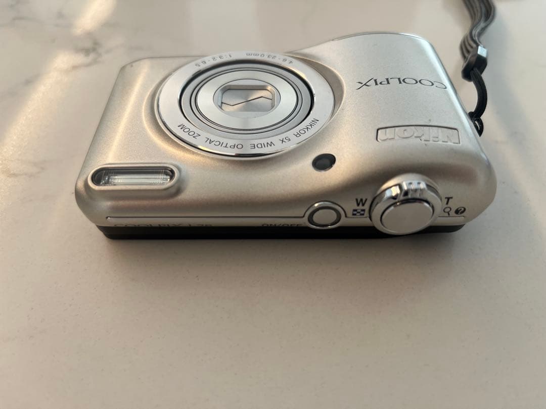 【動作確認済】Nikon COOLPIX L28 シルバー　コンデジ　デジカメ