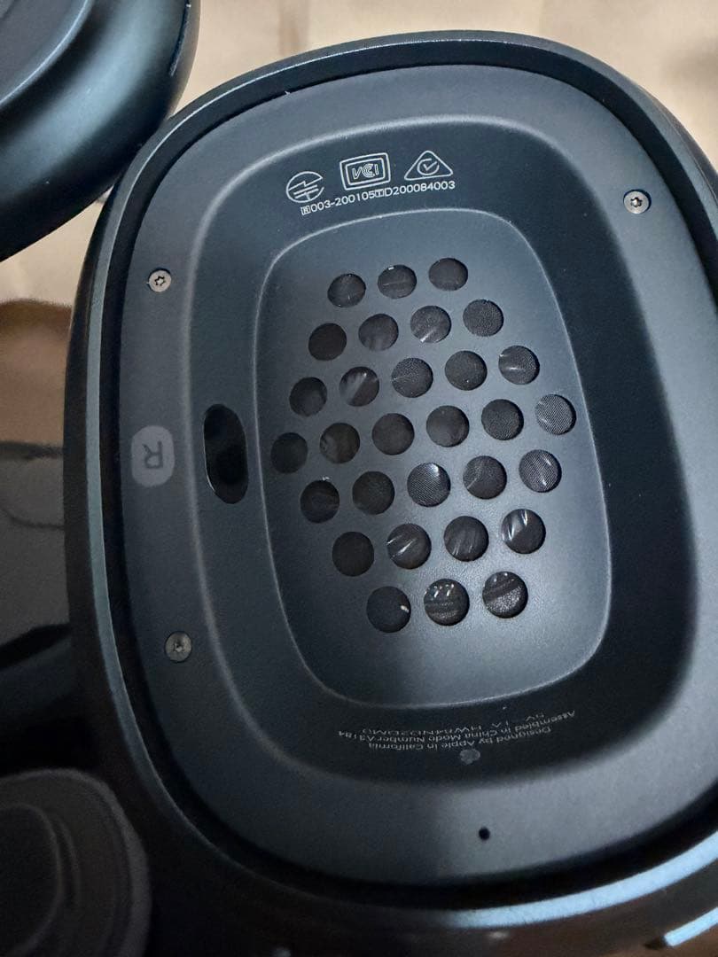 munchAirPods Max ミッドナイト Model