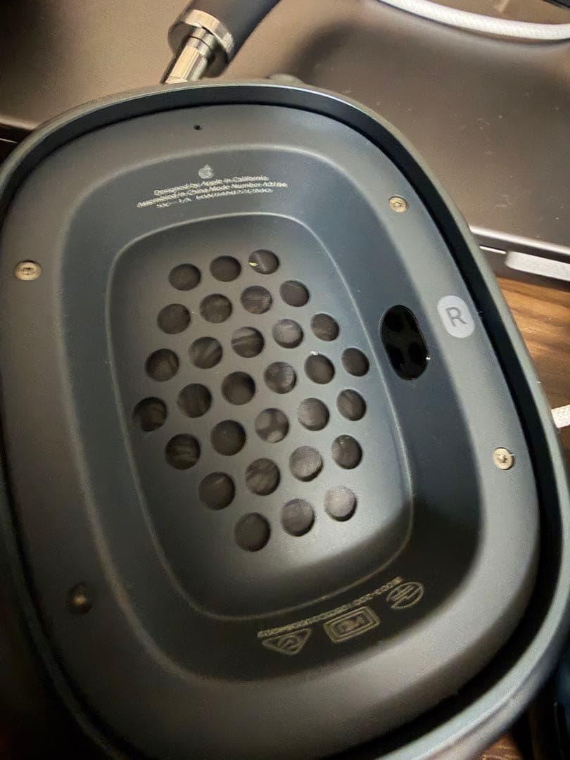 munchAirPods Max ミッドナイト Model