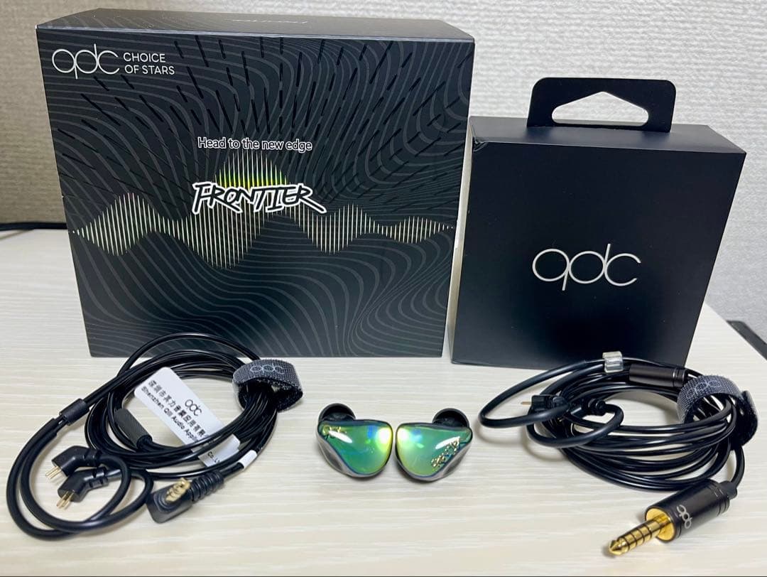 QDC FRONTIER Next Black バランスケーブル付き