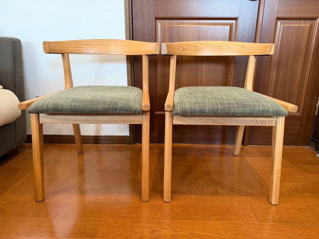 リセノ　Henryダイニングチェア 2脚セット　グリーン