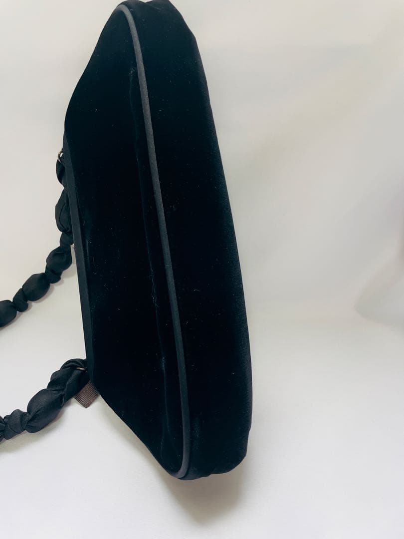 お値下げ。FOXEY ブラック クラッチバッグ