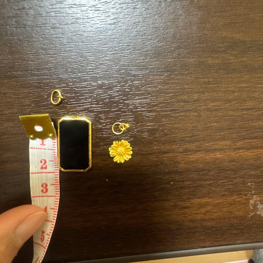 o*様 18金 長方形ペンダント 花型チャーム セット