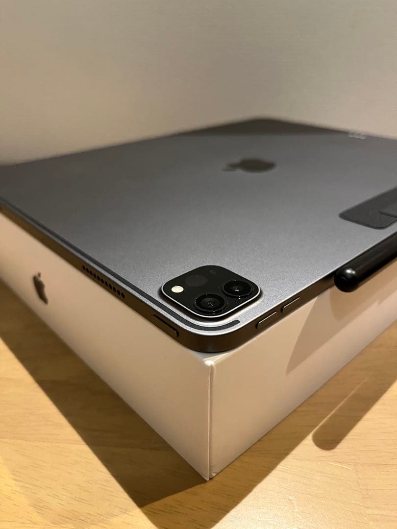 【早いもの勝ち】iPad Pro 12.9インチ第五世代　256GB Wi-Fi