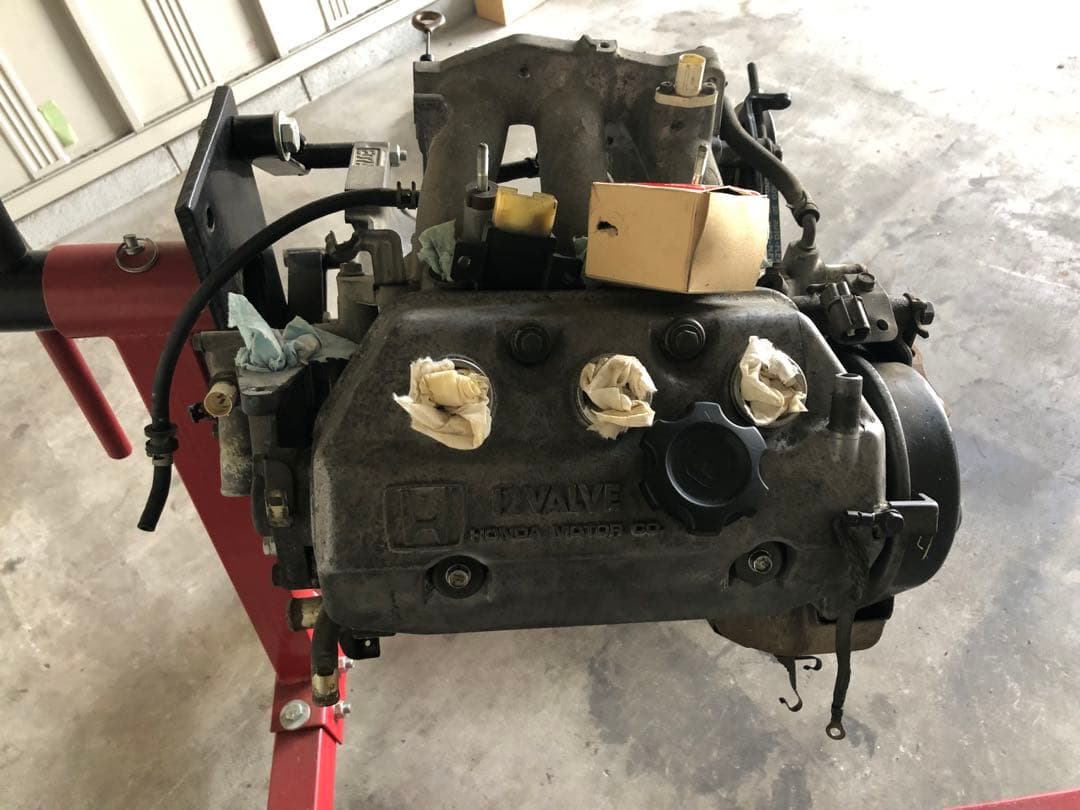 引き取り限定E07A エンジン本体　走行距離　95000キロ