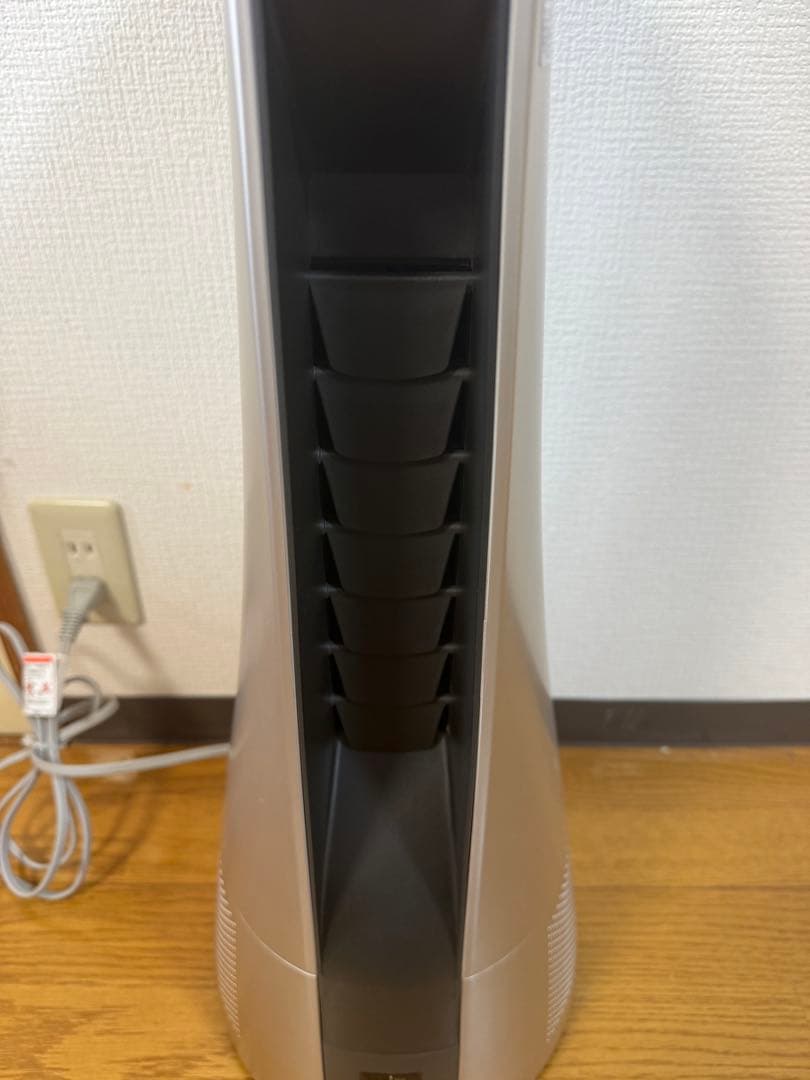 シャープ スリムイオンファン HOT＆COOL PF-JTH1-N 中古