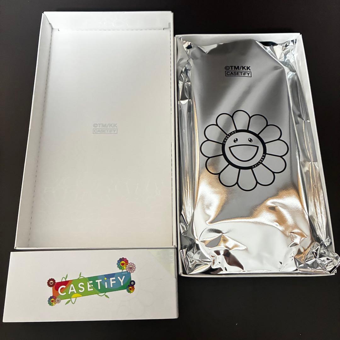 【村上隆 x CASETiFY】FLOWERS BLOOM フィギア BLACK
