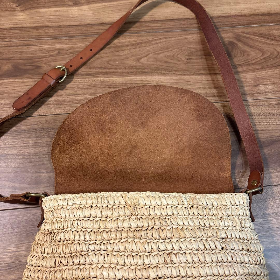 【極美品】IL BISONTE イルビゾンテ カゴ レザー ショルダーバッグ