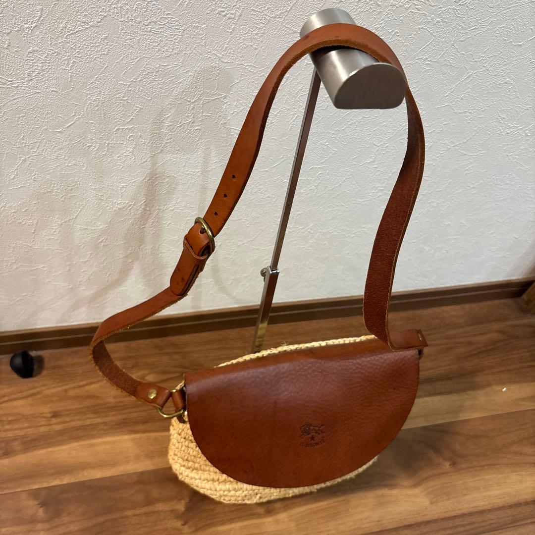 【極美品】IL BISONTE イルビゾンテ カゴ レザー ショルダーバッグ