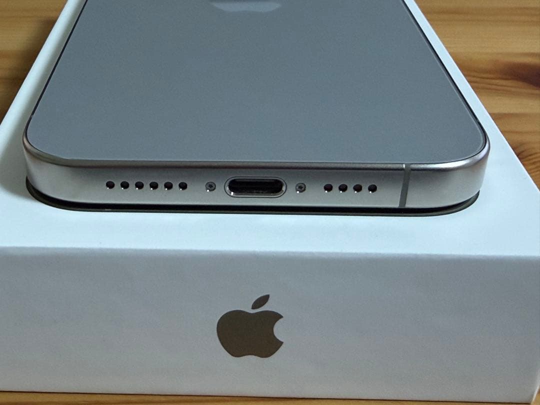 Apple iPhone 15 Pro Max 1TB ナチュラル 本体