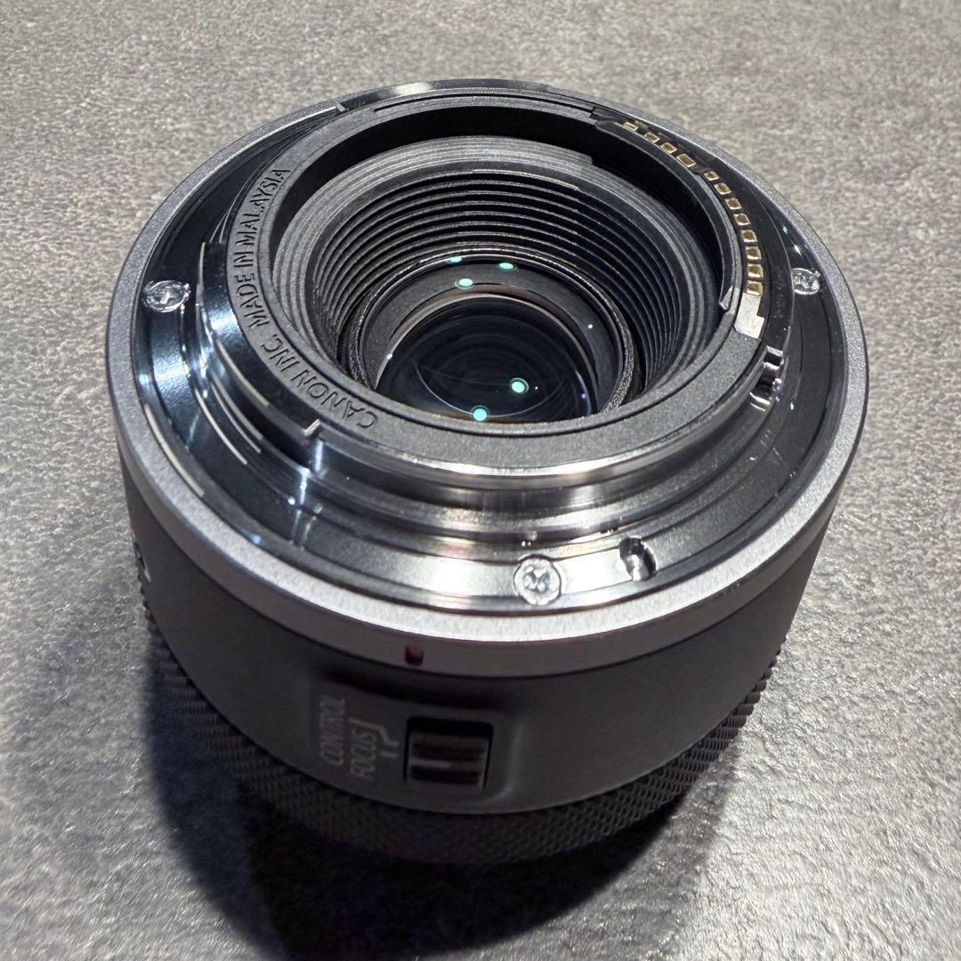 【おまけあり】Canon RF 50mm F1.8 STMレンズ